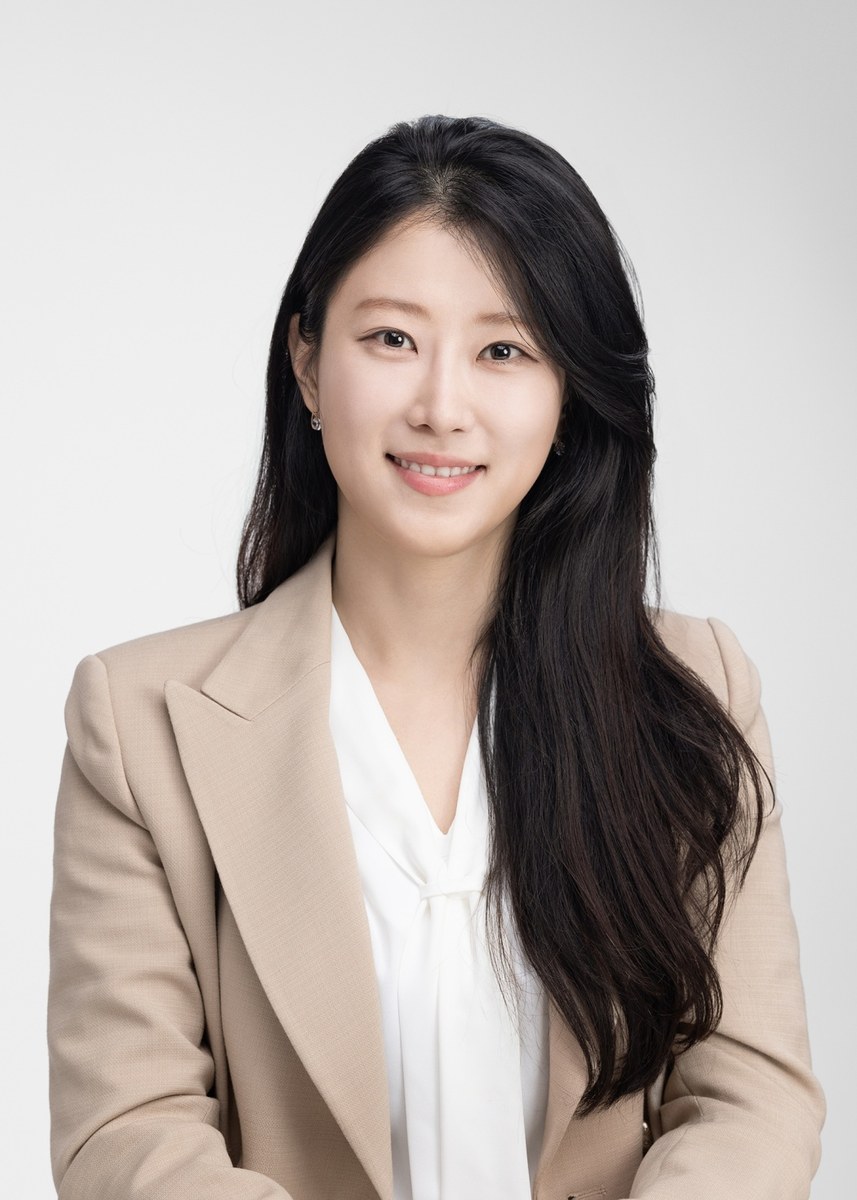 Portrait of Eunjoon Lee